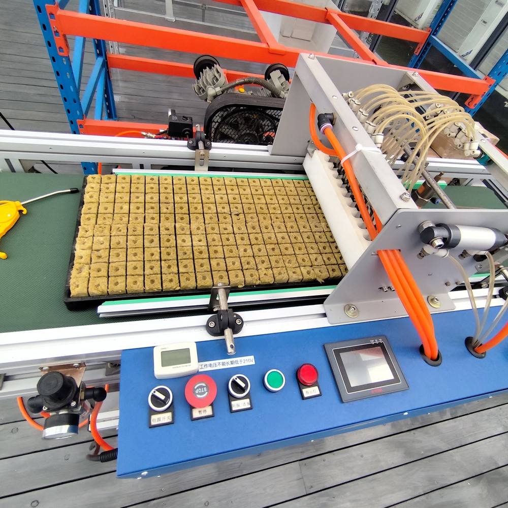 Automatic Tray Seeder Machine