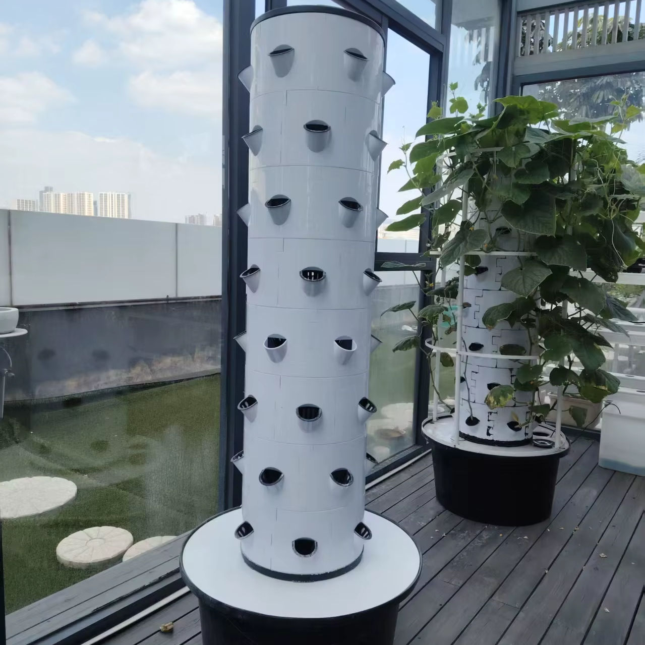 Hydroponic Tower for Vegetables