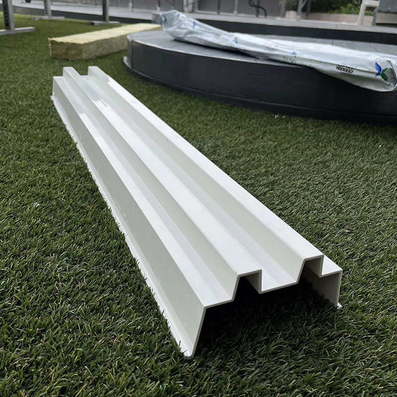 Hydroponic Gutter Substrate for Strawberry